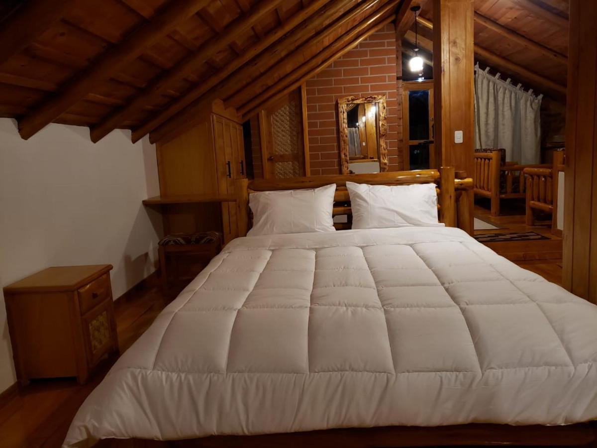 Atallaro Hospedaje Otavalo Bagian luar foto