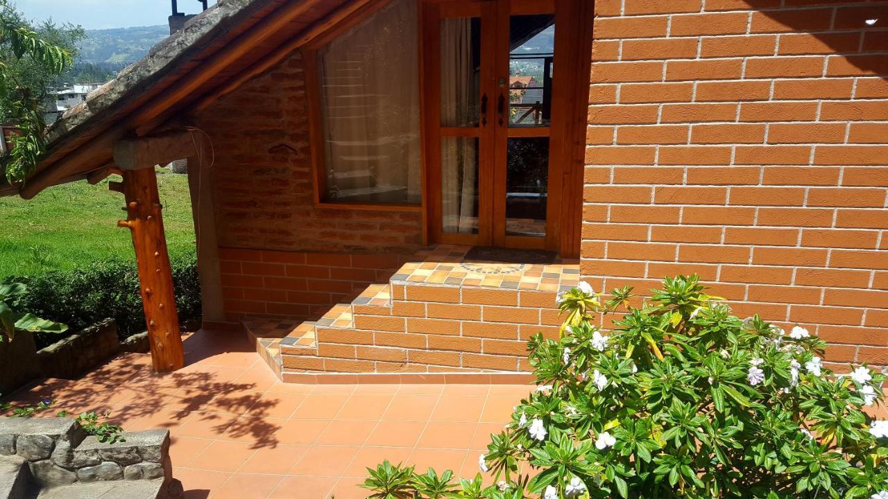 Atallaro Hospedaje Otavalo Bagian luar foto